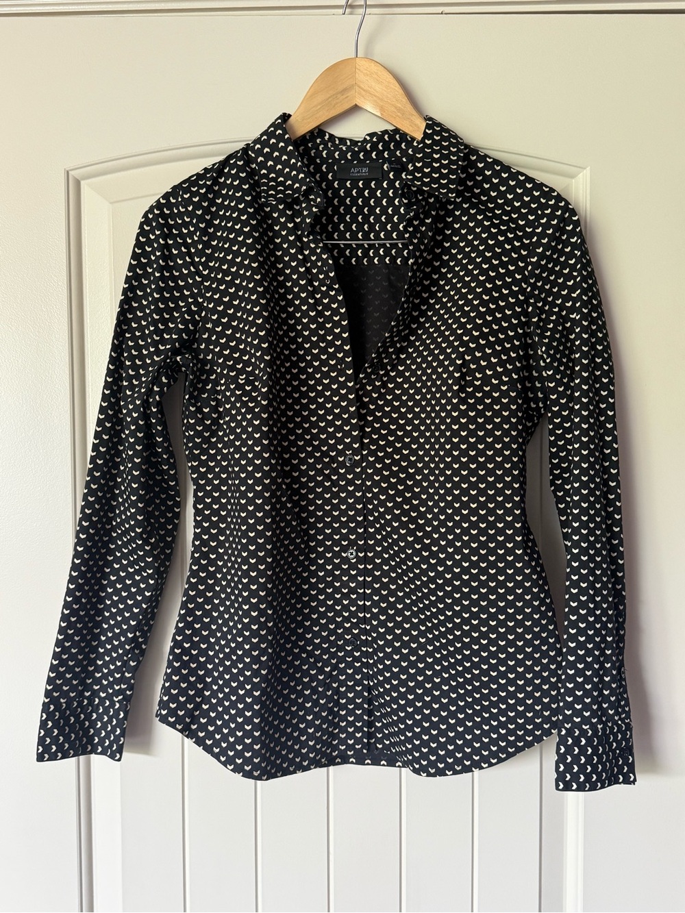 Apt. 9 Black Button-Down Shirt with White Heart Print